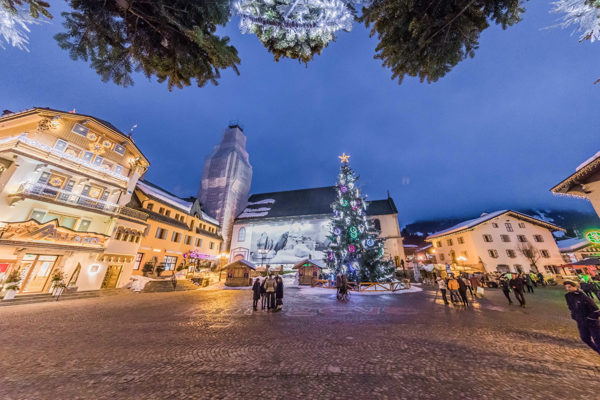 Place du Village hiver