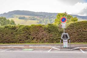 borne de rechargement électrique